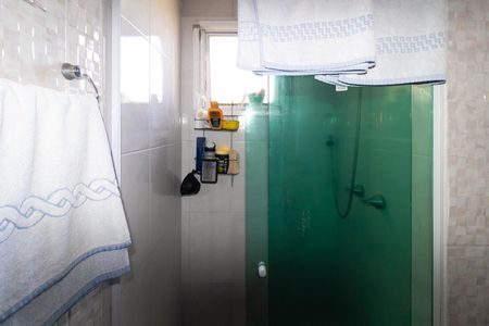 Banheiro de apartamento à venda com 3 quartos, 47m² em Jardim Vila Formosa, São Paulo