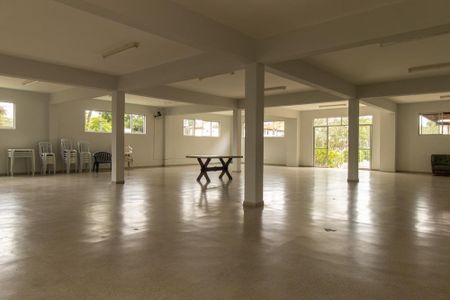 Apartamento para alugar com 50m², 3 quartos e 1 vagaÁrea comum - Salão de festas