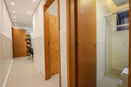 Apartamento para alugar com 45m², 2 quartos e sem vaga Apartamento para alugar com 45m², 2 quartos e sem vagaCorredor
