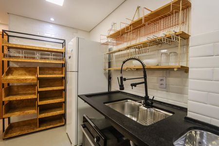 Apartamento para alugar com 45m², 2 quartos e sem vaga Apartamento para alugar com 45m², 2 quartos e sem vagaCozinha e Área de Serviço