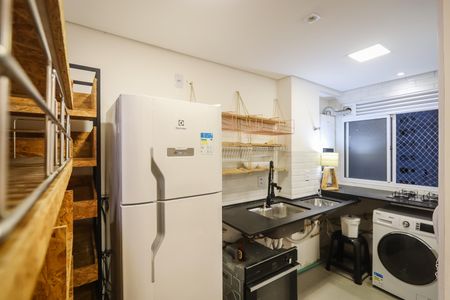 Apartamento para alugar com 45m², 2 quartos e sem vaga Apartamento para alugar com 45m², 2 quartos e sem vagaCozinha e Área de Serviço