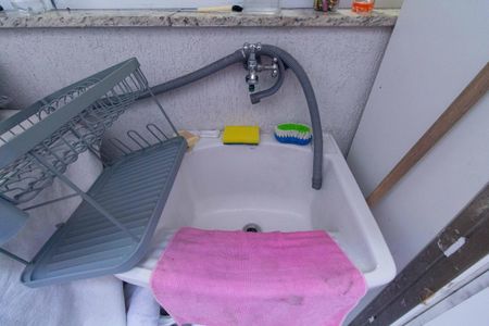 Casa à venda com 162m², 3 quartos e 1 vagaÁrea de Serviço