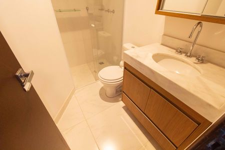 Casa à venda com 162m², 3 quartos e 1 vagaBanheiro da Suíte 2