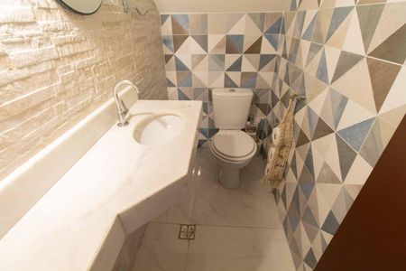 Casa à venda com 162m², 3 quartos e 1 vagaLavabo