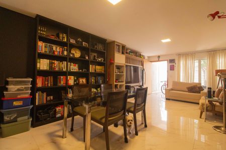 Casa à venda com 162m², 3 quartos e 1 vagaSala