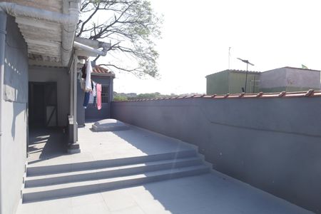 Casa à venda com 210m², 3 quartos e 2 vagasQuintal