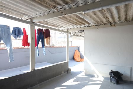 Casa à venda com 210m², 3 quartos e 2 vagasÁrea de Serviço