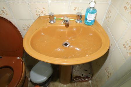 Casa à venda com 210m², 3 quartos e 2 vagasBanheiro Social