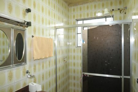 Casa à venda com 210m², 3 quartos e 2 vagasBanheiro de Serviço