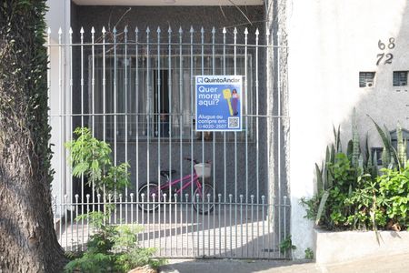 Casa à venda com 210m², 3 quartos e 2 vagasFachada