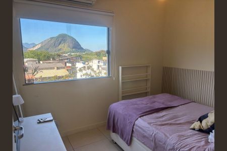 Quarto de apartamento para alugar com 2 quartos, 54m² em Vargem Pequena, Rio de Janeiro