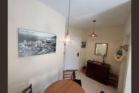 Sala de apartamento para alugar com 2 quartos, 54m² em Vargem Pequena, Rio de Janeiro