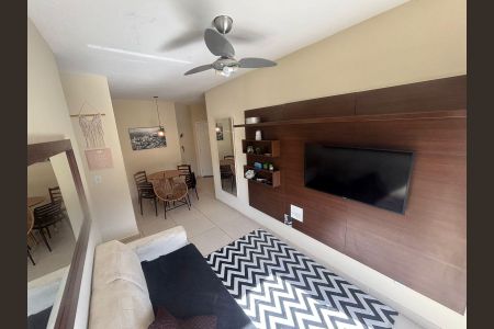 Apartamento para alugar com 2 quartos, 54m² em Vargem Pequena, Rio de Janeiro