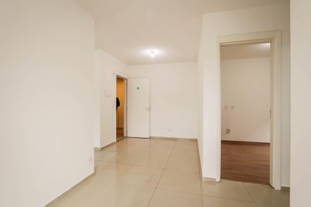 Sala de apartamento para alugar com 2 quartos, 43m² em Jardim Monte Alegre, Taboão da Serra