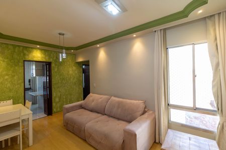 Sala de apartamento à venda com 2 quartos, 50m² em Fazenda Santa Cândida, Campinas
