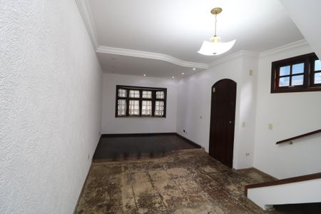 Sala de casa para alugar com 3 quartos, 200m² em Vila Industrial, São Paulo