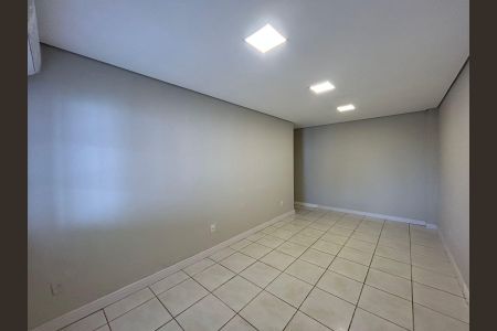 Casa para alugar com 145m², 2 quartos e 2 vagasSuite