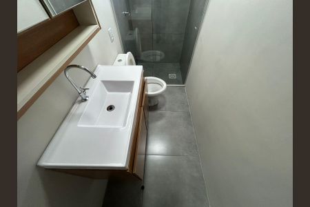 Casa para alugar com 145m², 2 quartos e 2 vagasBanheiro da Suíte