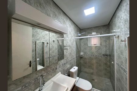 Casa para alugar com 145m², 2 quartos e 2 vagasBanheiro social