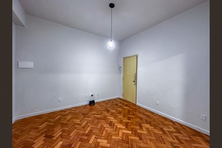 Sala de apartamento para alugar com 1 quarto, 40m² em Centro, Rio de Janeiro