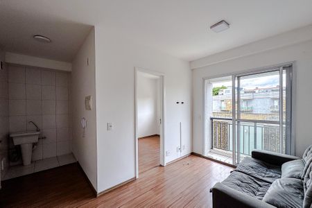 Sala de apartamento para alugar com 2 quartos, 39m² em Vila Invernada, São Paulo