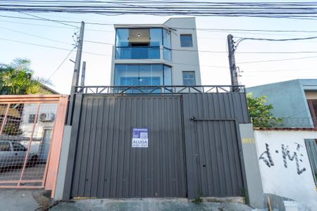 Casa para alugar com 330m², 3 quartos e 2 vagas Casa para alugar com 330m², 3 quartos e 2 vagasFachada