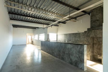 Casa para alugar com 330m², 3 quartos e 2 vagas