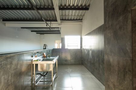 Casa para alugar com 330m², 3 quartos e 2 vagas