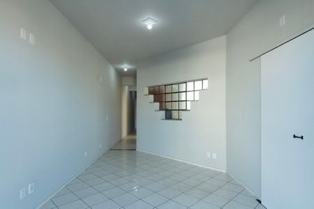 Sala de casa para alugar com 3 quartos, 330m² em Jardim Ana Maria, Sorocaba