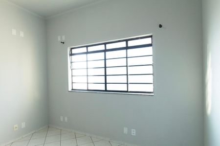 Casa para alugar com 330m², 3 quartos e 2 vagas Casa para alugar com 330m², 3 quartos e 2 vagasQuarto 2