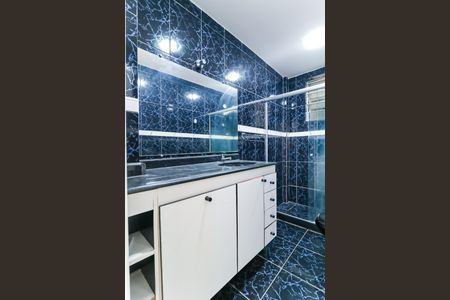 Apartamento à venda com 66m², 2 quartos e 1 vagaBanheiro da Suíte 