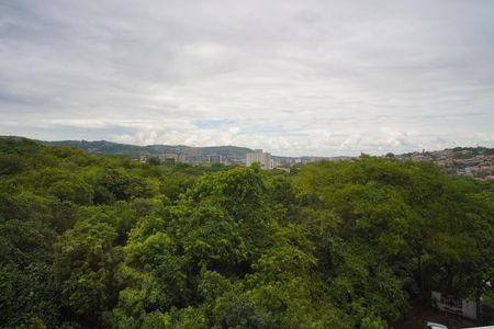 Apartamento para alugar com 64m², 2 quartos e 1 vagaQuarto 1 Vista