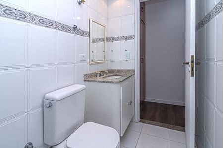 Apartamento para alugar com 75m², 2 quartos e 1 vaga Apartamento para alugar com 75m², 2 quartos e 1 vagabanheiro social_3