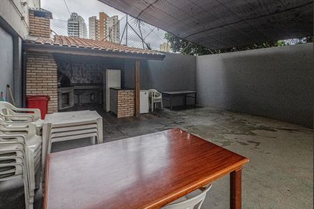 Apartamento para alugar com 75m², 2 quartos e 1 vaga Apartamento para alugar com 75m², 2 quartos e 1 vagaespaço da churrasqueira e salão de festas_3