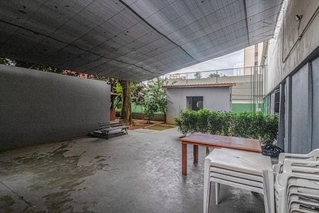 Apartamento para alugar com 75m², 2 quartos e 1 vaga Apartamento para alugar com 75m², 2 quartos e 1 vagaespaço da churrasqueira e salão de festas_4
