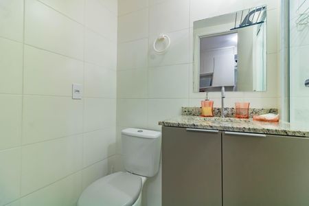 Banheiro de kitnet/studio para alugar com 1 quarto, 25m² em Vila Clementino, São Paulo