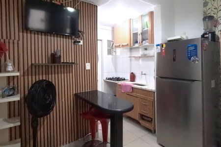 Sala de apartamento para alugar com 2 quartos, 29m² em José Menino, Santos