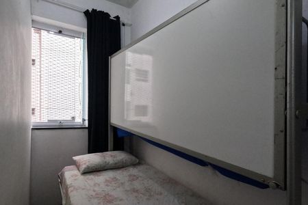 Quarto 2 de apartamento para alugar com 2 quartos, 29m² em José Menino, Santos