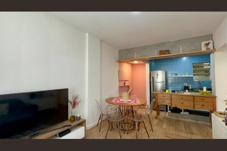 Sala de apartamento para alugar com 1 quarto, 40m² em Pinheiros, São Paulo