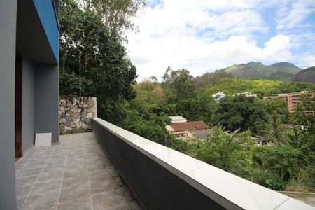 Casa à venda com 412m², 5 quartos e 3 vagasVaranda