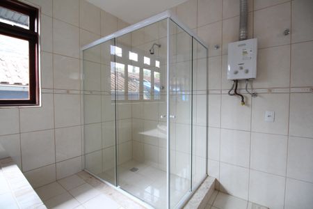 Casa à venda com 412m², 5 quartos e 3 vagasBanheiro da Suíte