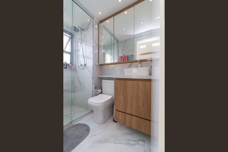 Apartamento à venda com 71m², 3 quartos e 1 vaga Apartamento à venda com 71m², 3 quartos e 1 vagaBanheiro da Suíte