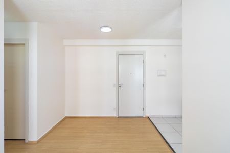 Sala de apartamento para alugar com 2 quartos, 42m² em Vila Plana, São Paulo