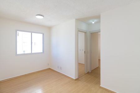 Sala de apartamento para alugar com 2 quartos, 42m² em Vila Plana, São Paulo