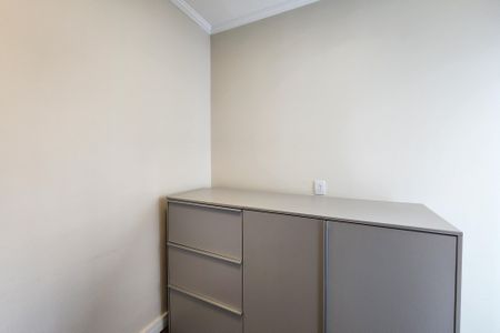 Apartamento à venda com 214m², 4 quartos e 3 vagasQuarto 2