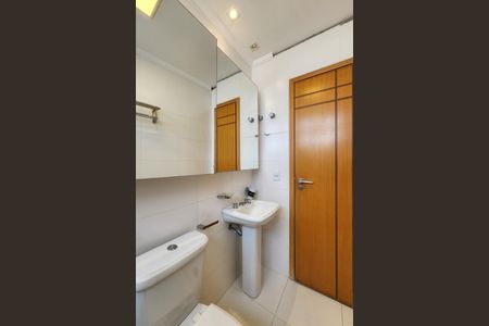 Apartamento à venda com 214m², 4 quartos e 3 vagasBanheiro da Suíte