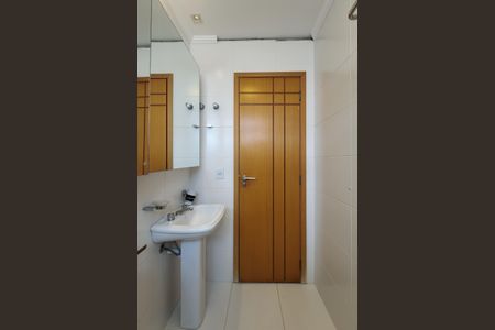 Apartamento à venda com 214m², 4 quartos e 3 vagasBanheiro da Suíte