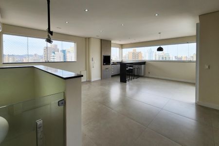 Apartamento à venda com 214m², 4 quartos e 3 vagasCobertura