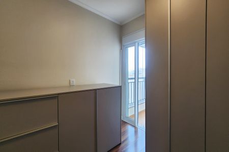 Apartamento à venda com 214m², 4 quartos e 3 vagasQuarto 2