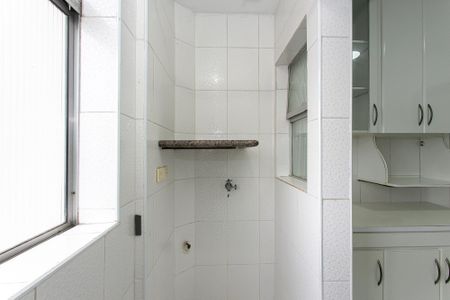 Apartamento à venda com 58m², 2 quartos e 1 vagaÁrea de Serviço